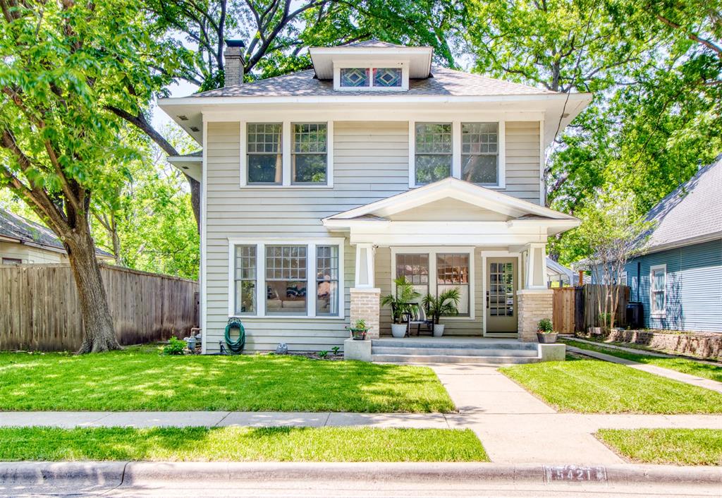 Dallas Neighborhood Home For Sale - $749,000