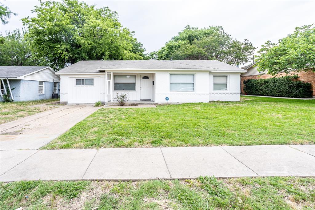 Garland Neighborhood Home For Sale - $295,000