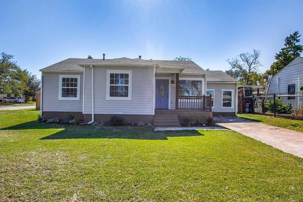 Dallas Neighborhood Home For Sale - $325,000