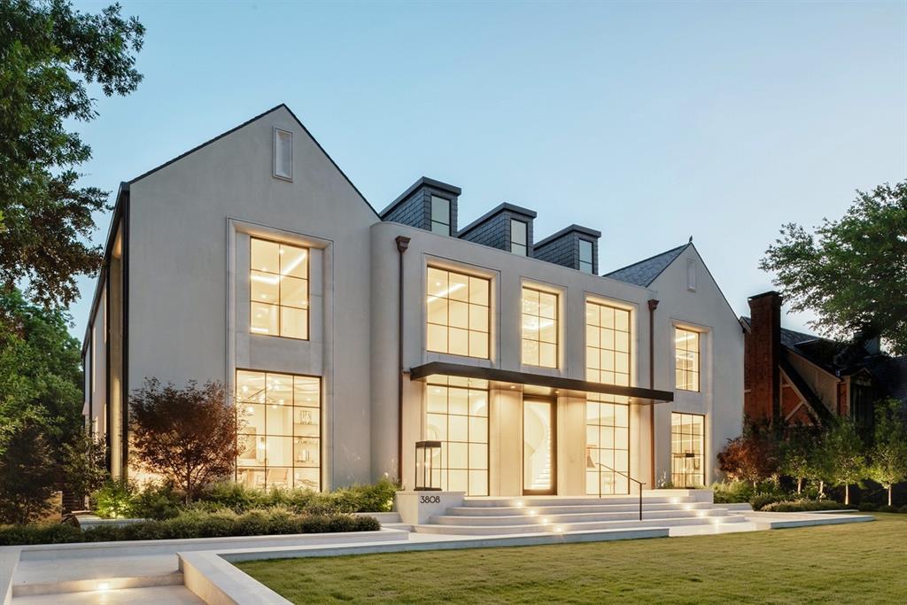 Highland Park Neighborhood Home For Sale - $18,500,000