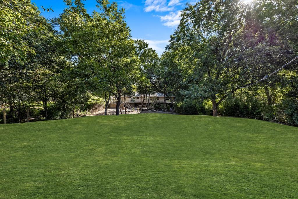 Dallas Neighborhood Home For Sale - $1,050,000