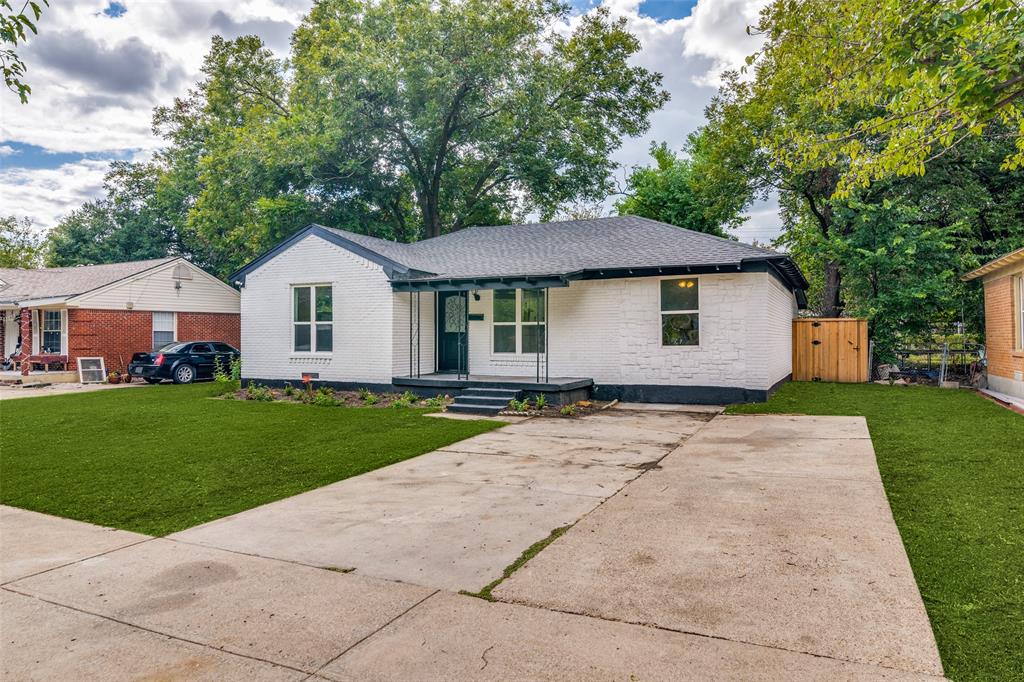 Dallas Neighborhood Home For Sale - $297,000