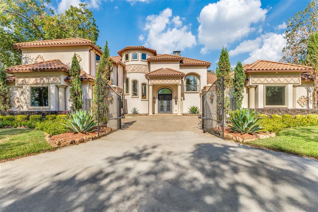 Dallas Neighborhood Home For Sale - $2,850,000