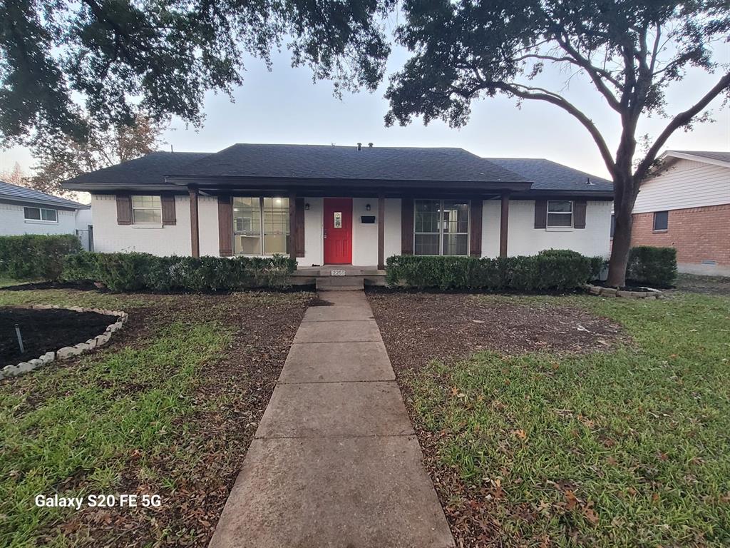 Dallas Neighborhood Home For Sale - $379,900